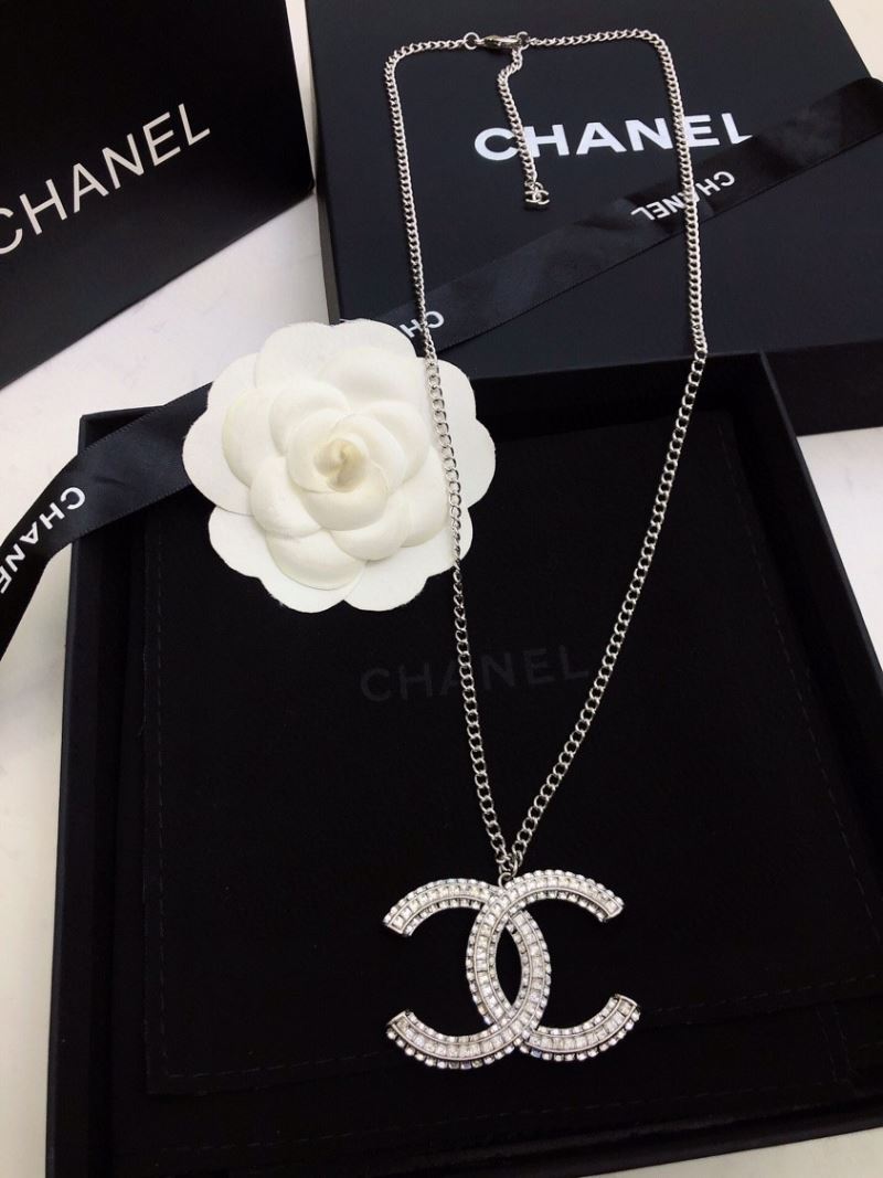 Chanel Necklaces